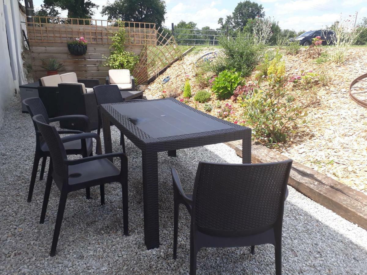 Le Jarrier Apartment - Alpes Mancelles Saint-Georges-le-Gaultier Exterior foto